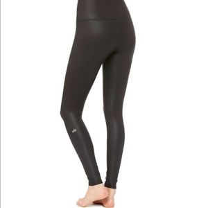 Alo Yoga Highwaist Airbrush Legging Black Glossy